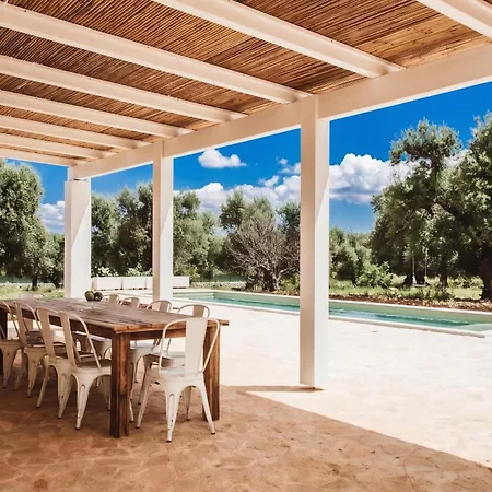 Trullo Pietra Bianca Ostuni