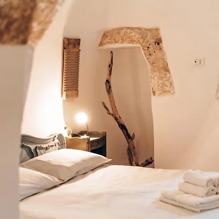 בית נופש Trullo Pietra Bianca *