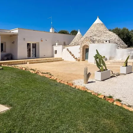 Trullo Pietra Bianca בית נופש *